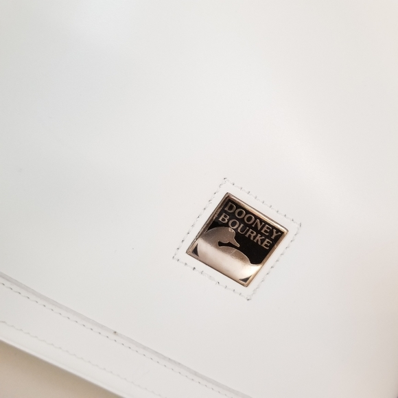 NWT Dooney Bourke "Tony" Shoulder Bag - Picture 2 of 8